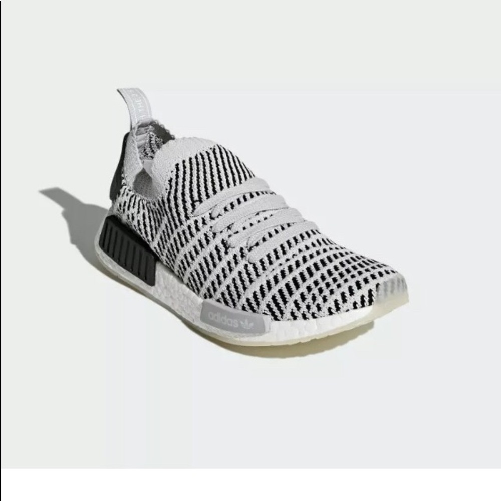 [Adidas] NMD R1 STLT Primeknit CQ2387 - Grey/Grey/ - Picture 3 of 5